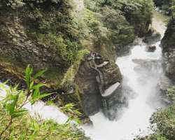 The star is a travel enthusiast and shared pictures as well as videos of her trip to Pailon del Diablo (Devil's Cauldron) in her August 2019 Instagram